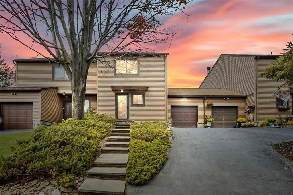 38 Hilltop Circle Fishkill NY 12524