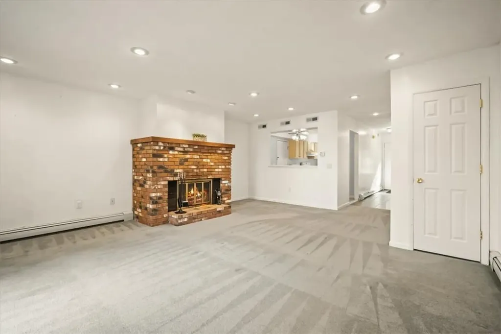 38 Hilltop Circle Fishkill NY 12524