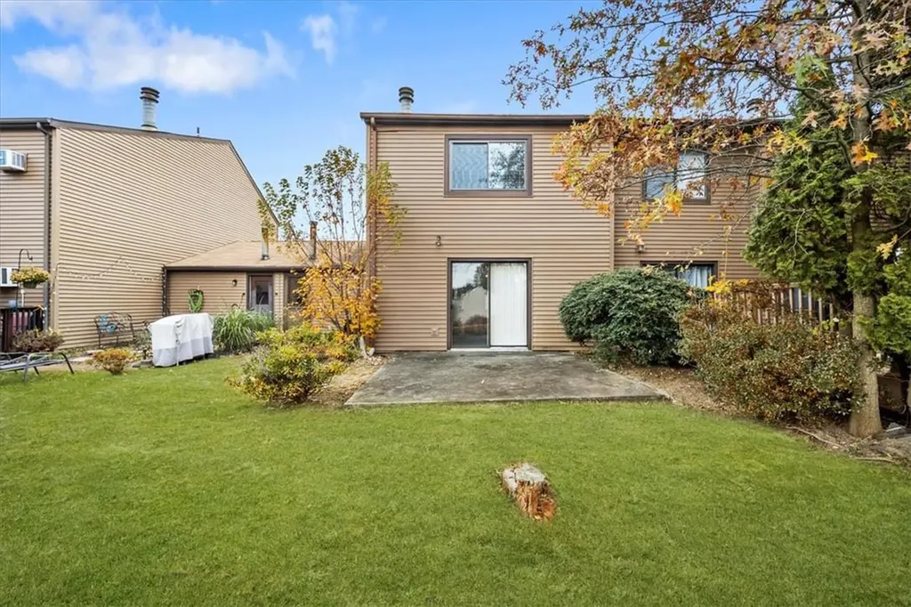 38 Hilltop Circle Fishkill NY 12524