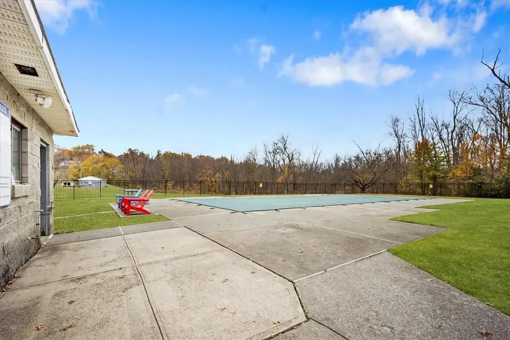 38 Hilltop Circle Fishkill NY 12524