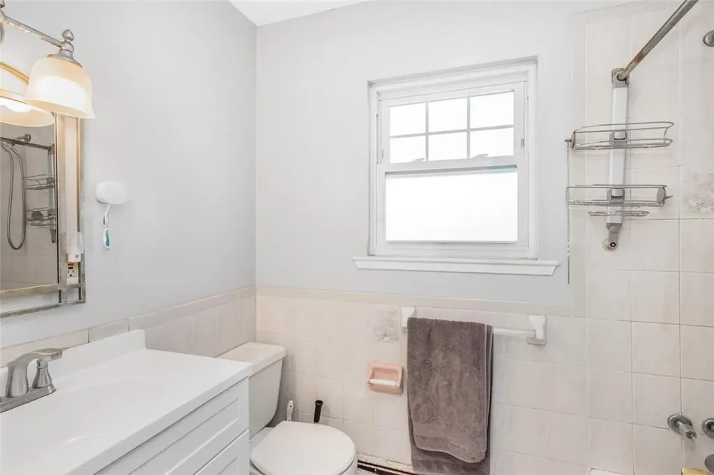 66 S Devoe Avenue Yonkers NY 10705