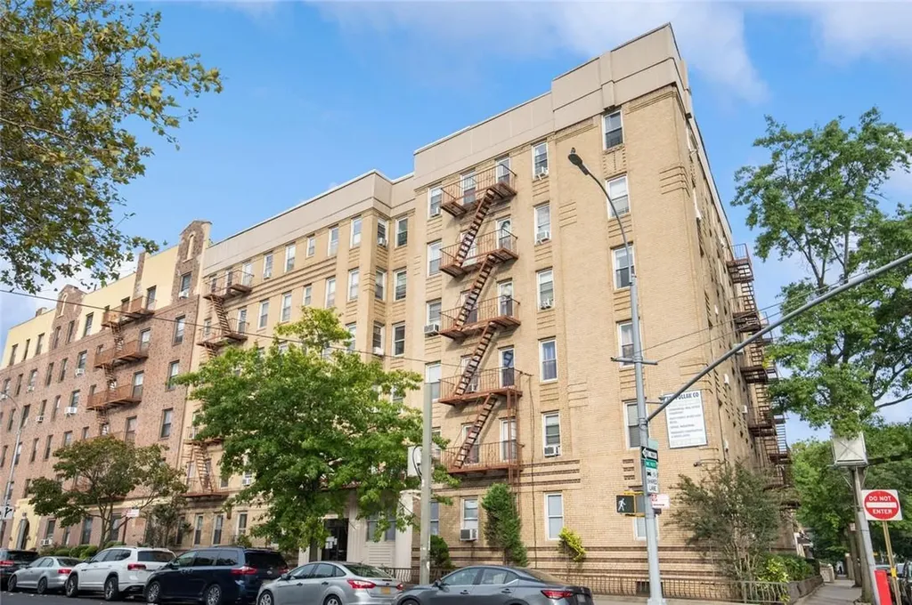 8502 Fort Hamilton Parkway Brooklyn NY 11209