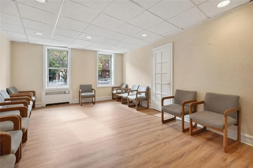 8502 Fort Hamilton Parkway Brooklyn NY 11209