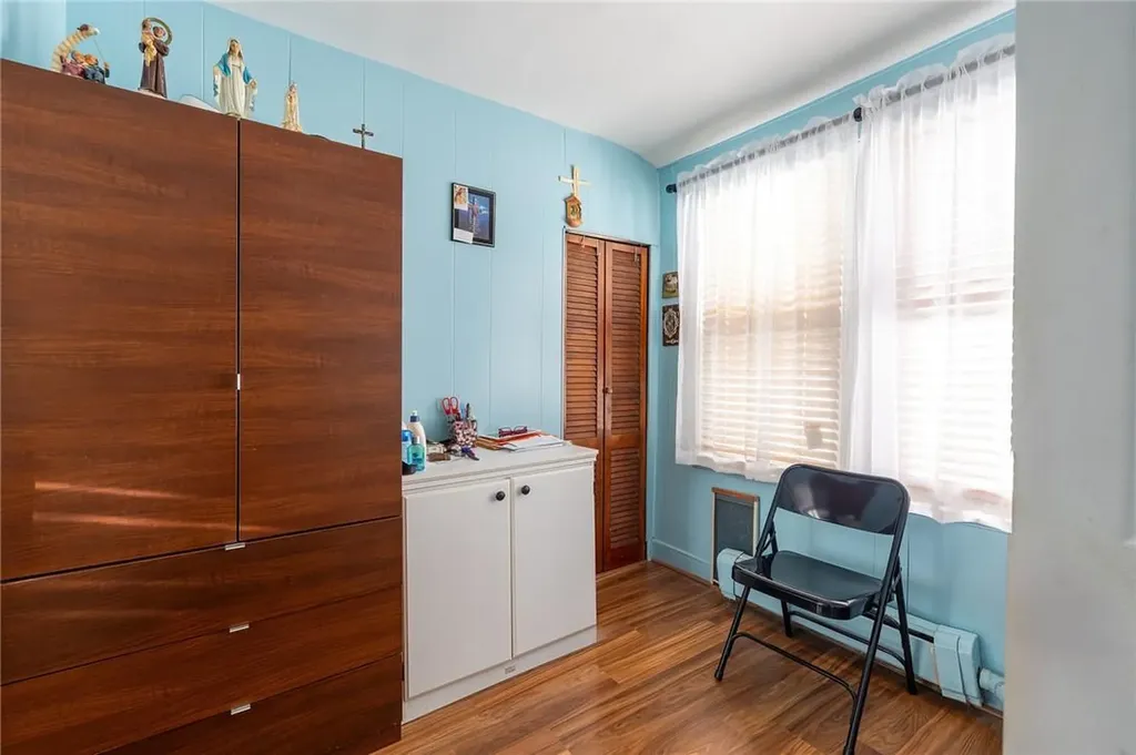 1539 Ohm Avenue Bronx NY 10465