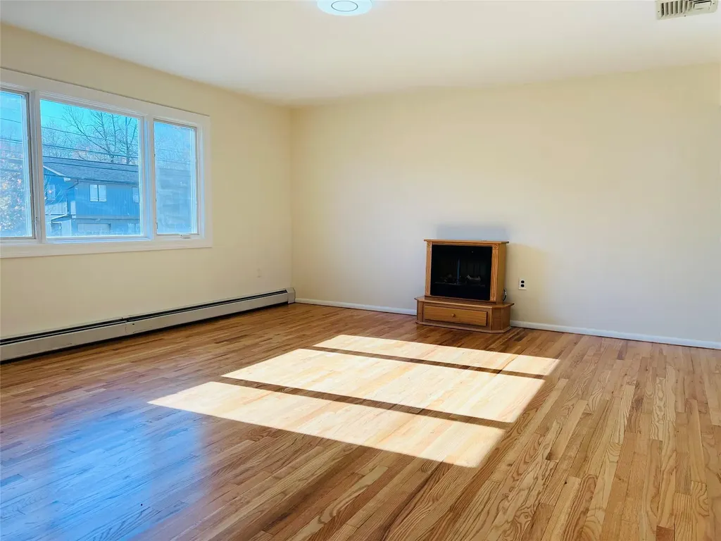 1 Madison Avenue Garnerville NY 10923