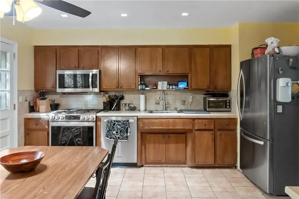 5 Dearborn Road West Nyack NY 10994