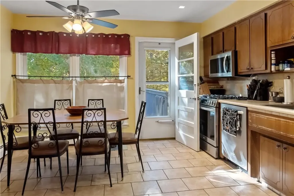 5 Dearborn Road West Nyack NY 10994