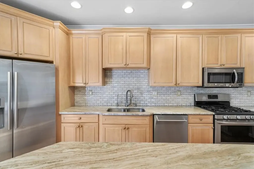 8 Bristol Drive Middletown NY 10941