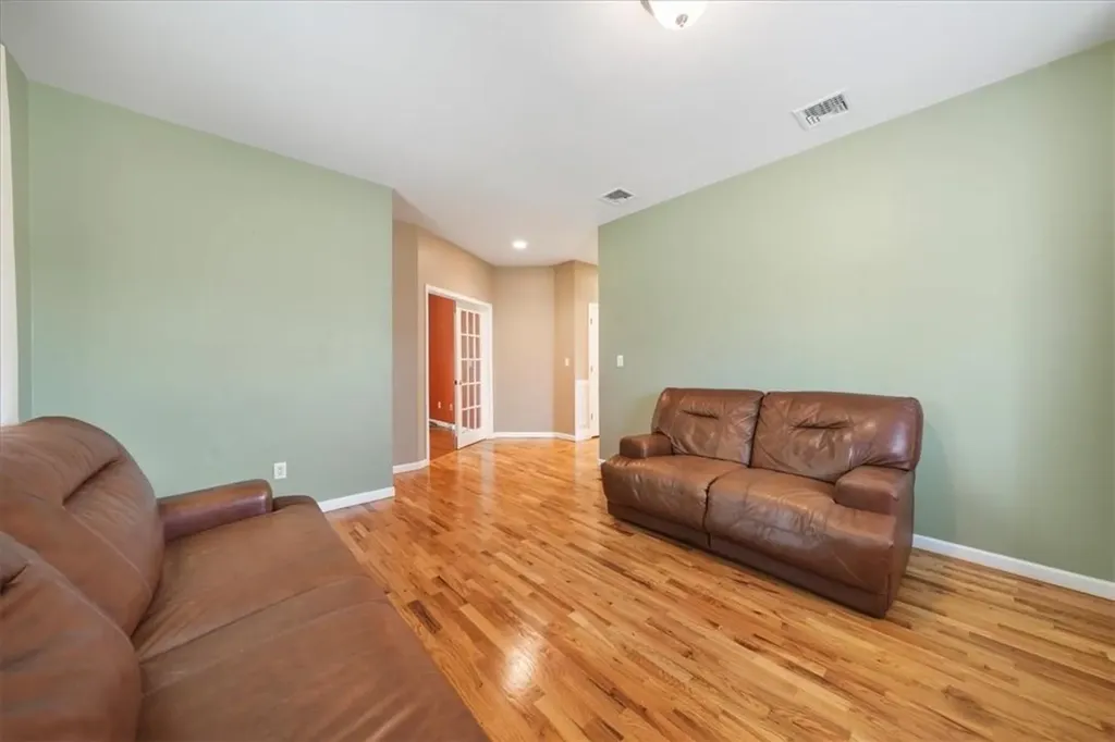 8 Bristol Drive Middletown NY 10941
