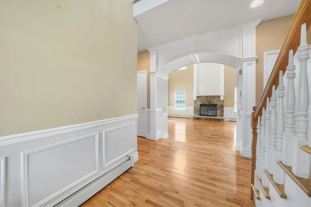 8 Bristol Drive Middletown NY 10941