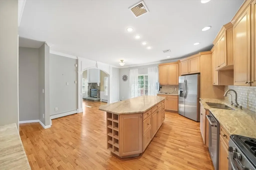 8 Bristol Drive Middletown NY 10941
