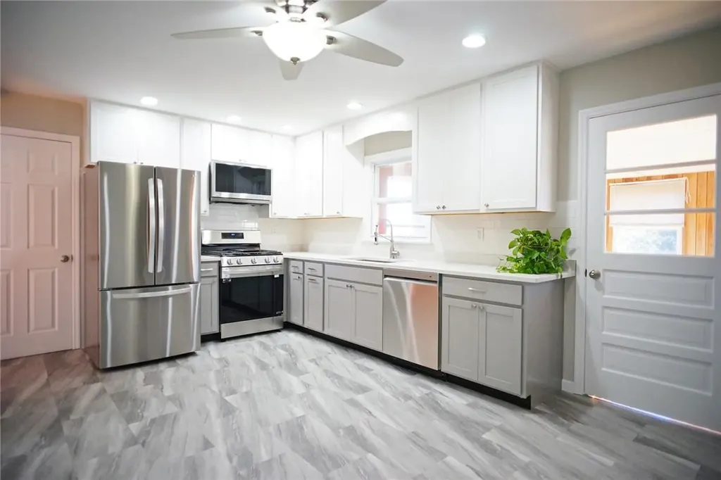 127 Sunrise Hill Road Fishkill NY 12524