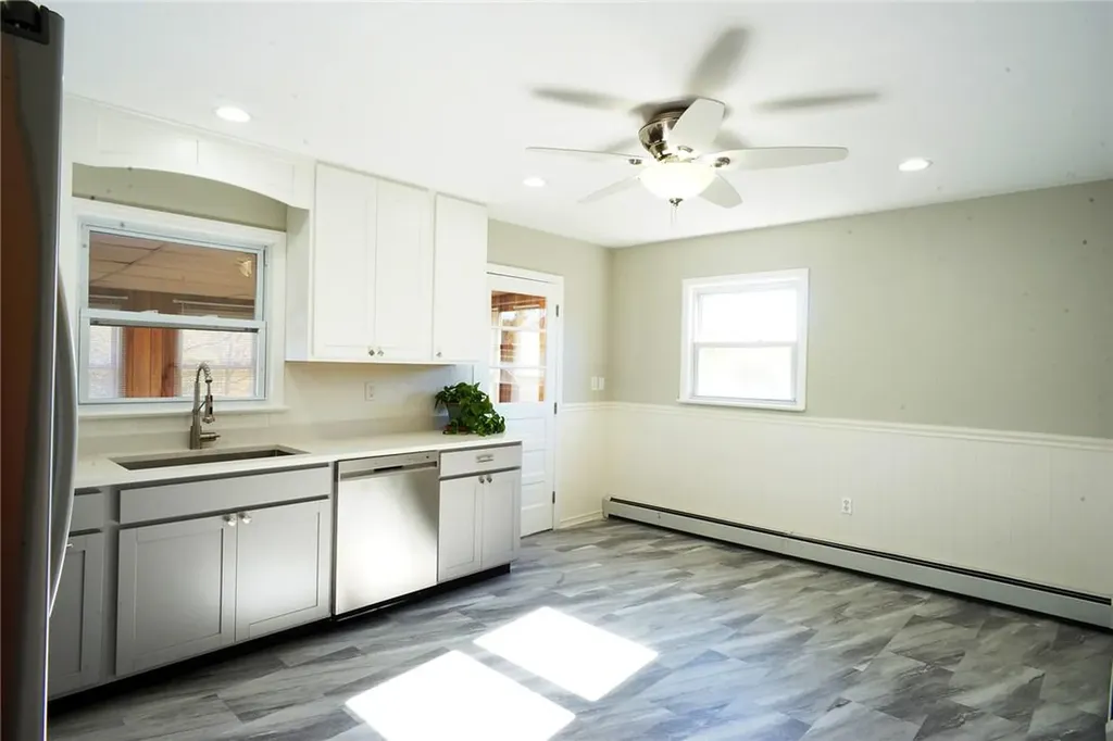 127 Sunrise Hill Road Fishkill NY 12524