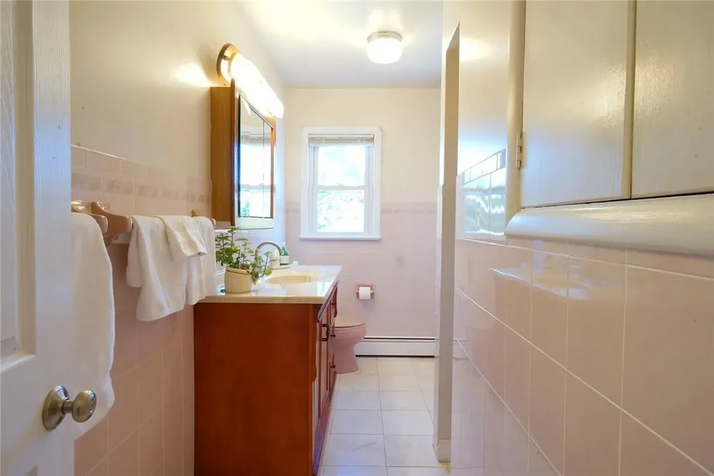 127 Sunrise Hill Road Fishkill NY 12524