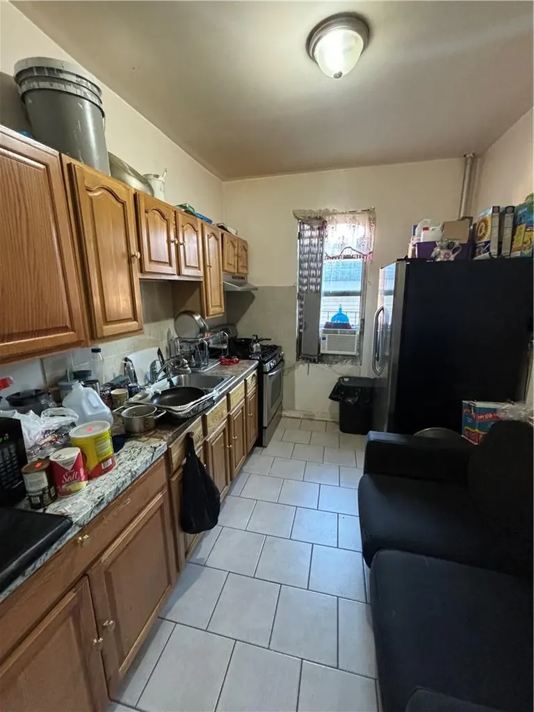 1506 Overing Avenue Bronx NY 10461