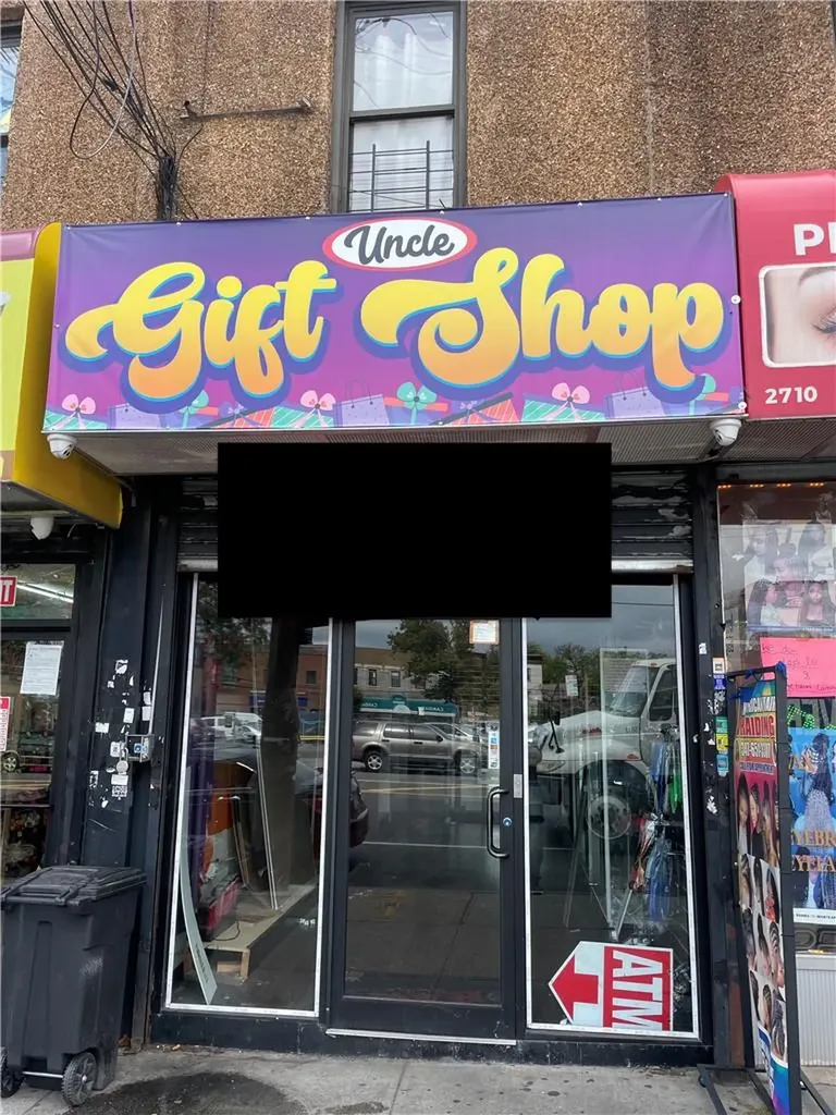2710 E Tremont Avenue Bronx NY 10461