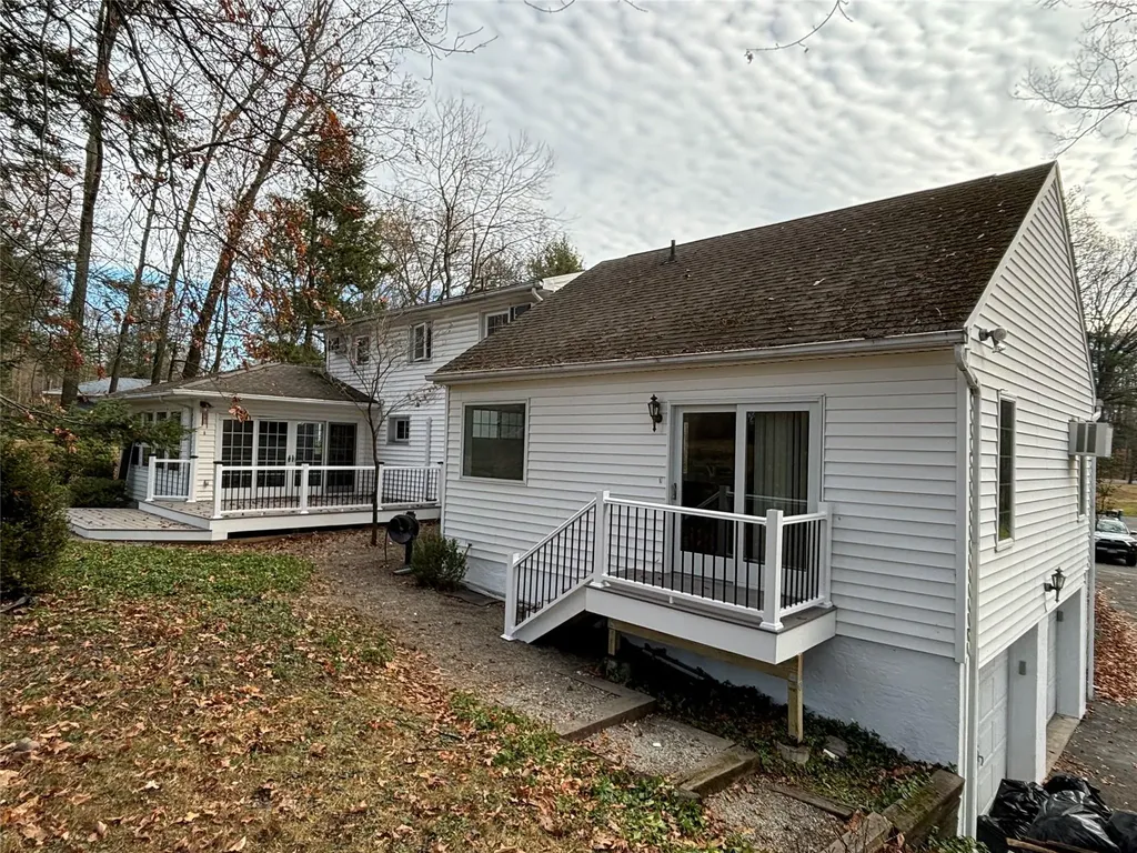 88 Hillis Terrace Poughkeepsie NY 12603