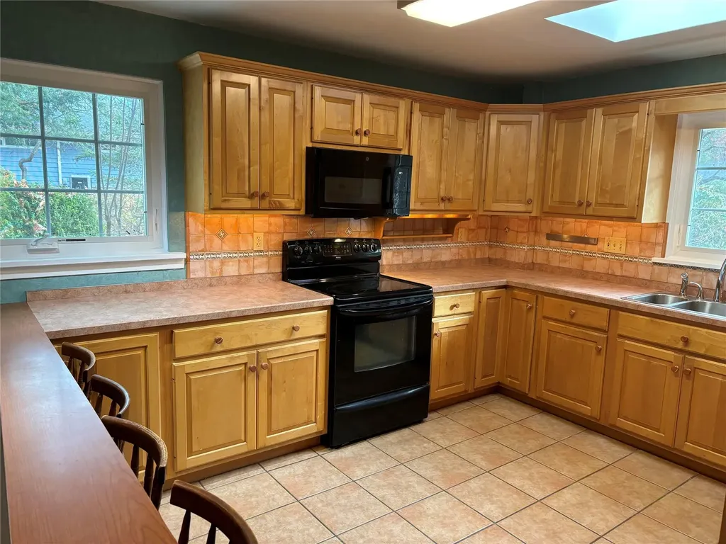88 Hillis Terrace Poughkeepsie NY 12603