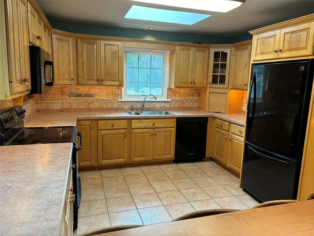 88 Hillis Terrace Poughkeepsie NY 12603
