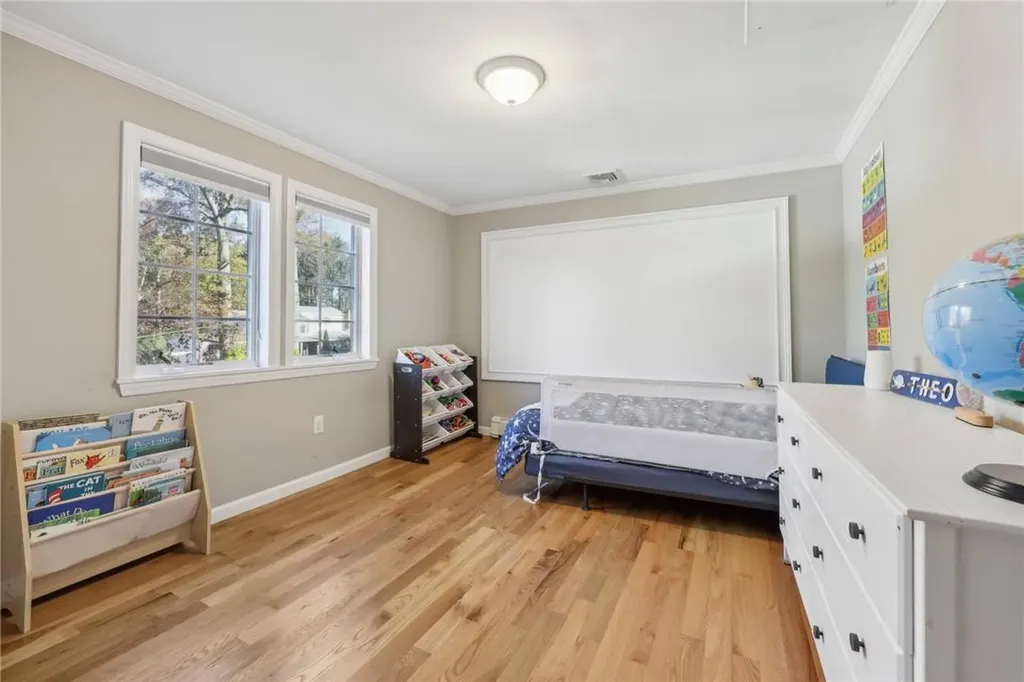 2 Crest Drive White Plains NY 10607