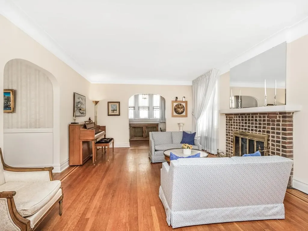 153 Devoe Avenue Yonkers NY 10705