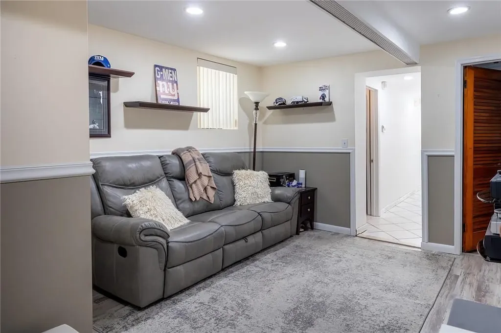 3036 Coddington Avenue Bronx NY 10461