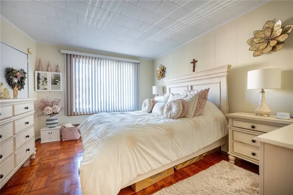 3036 Coddington Avenue Bronx NY 10461