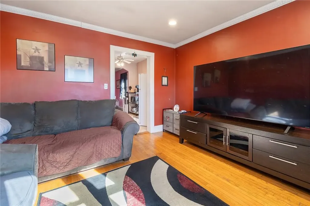3036 Coddington Avenue Bronx NY 10461