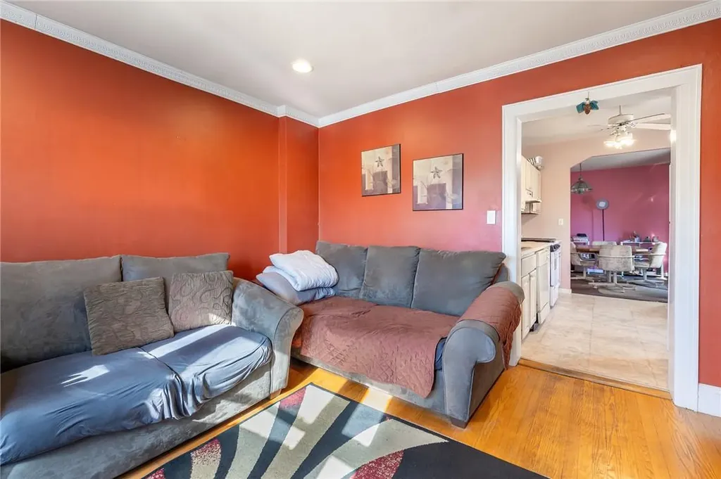 3036 Coddington Avenue Bronx NY 10461