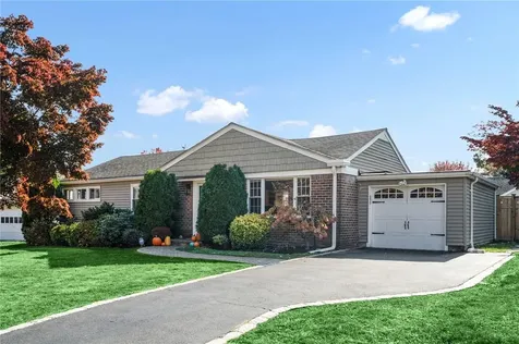 16 Holbrooke Road White Plains NY 10605