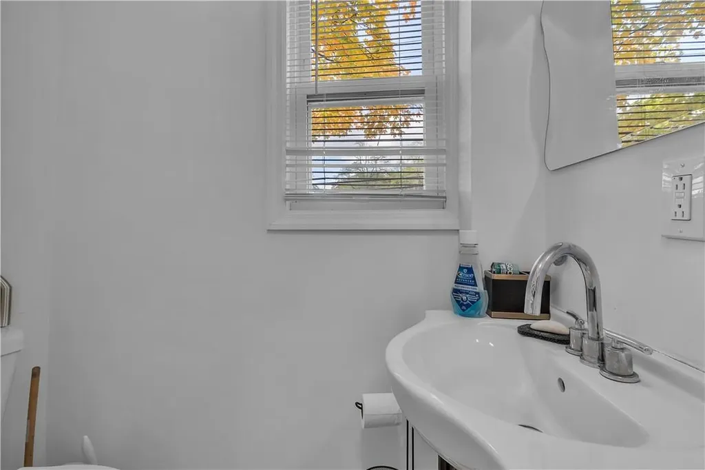 217 Warren Avenue White Plains NY 10603