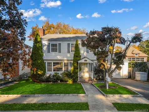313 Heathcote Avenue Mamaroneck NY 10543