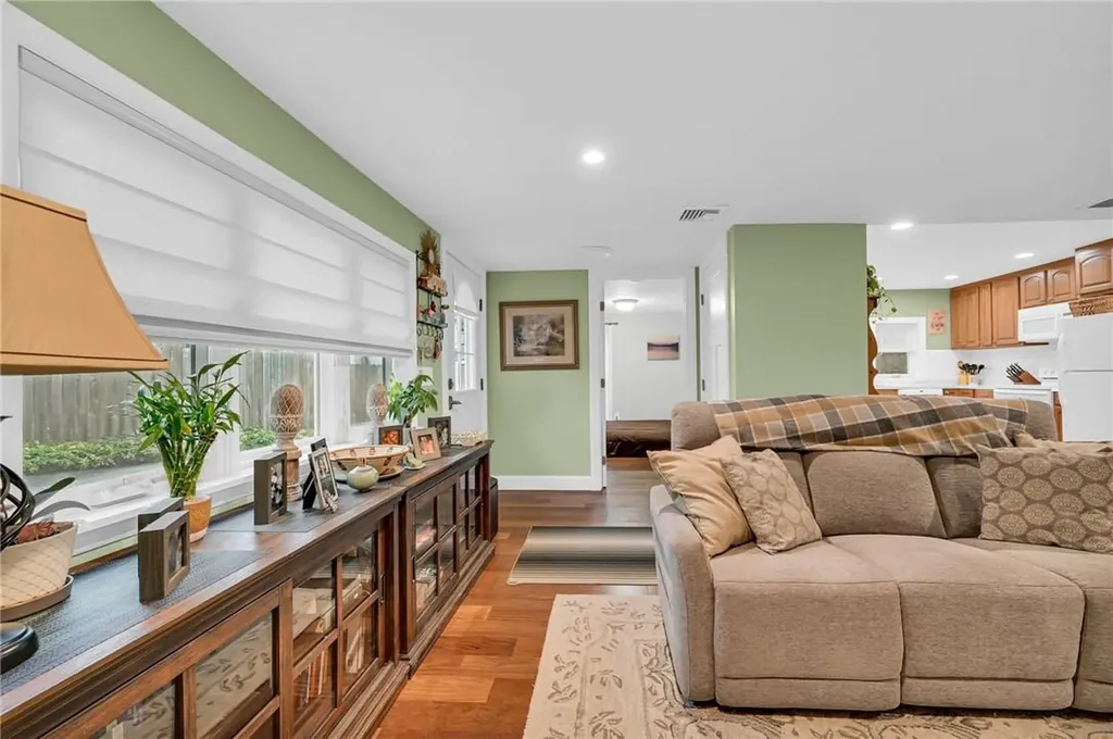 24 Baldwin Lane Mahopac NY 10541