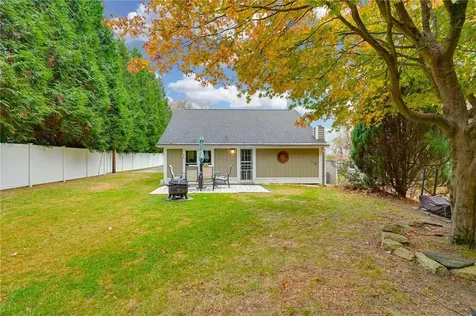 24 Baldwin Lane Mahopac NY 10541