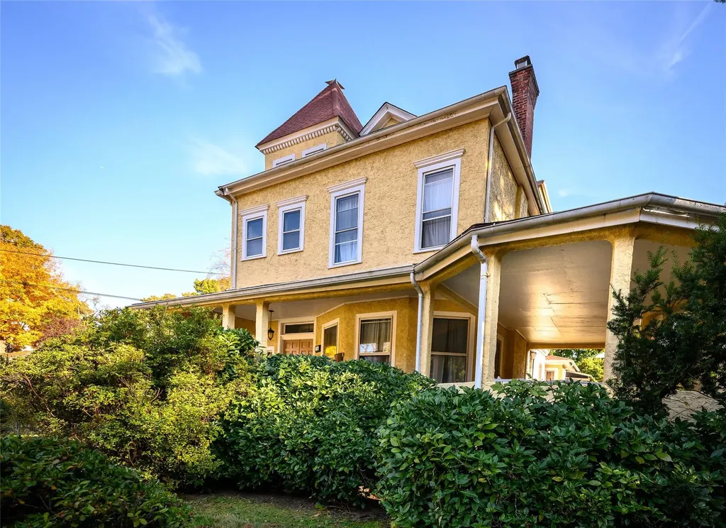 15 The Boulevard New Rochelle NY 10801