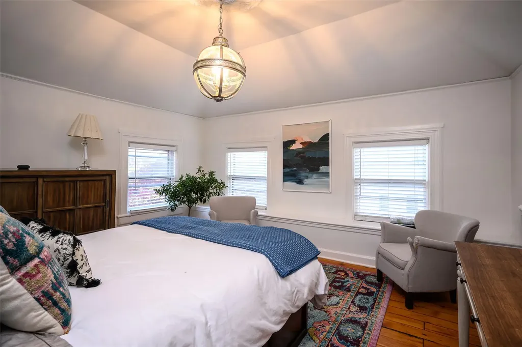 15 The Boulevard New Rochelle NY 10801