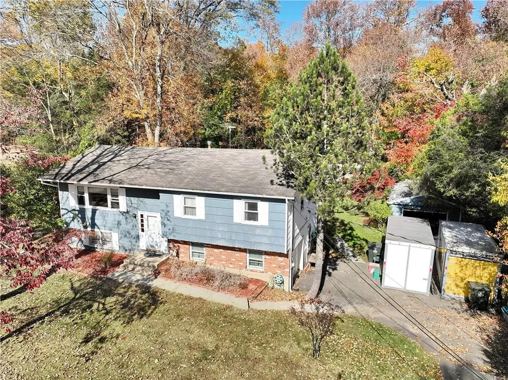 27 Sandy Brook Drive Spring Valley NY 10977