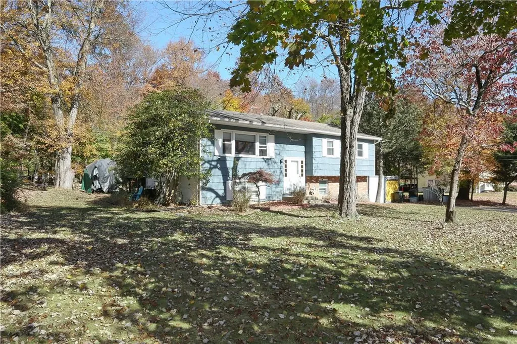 27 Sandy Brook Drive Spring Valley NY 10977