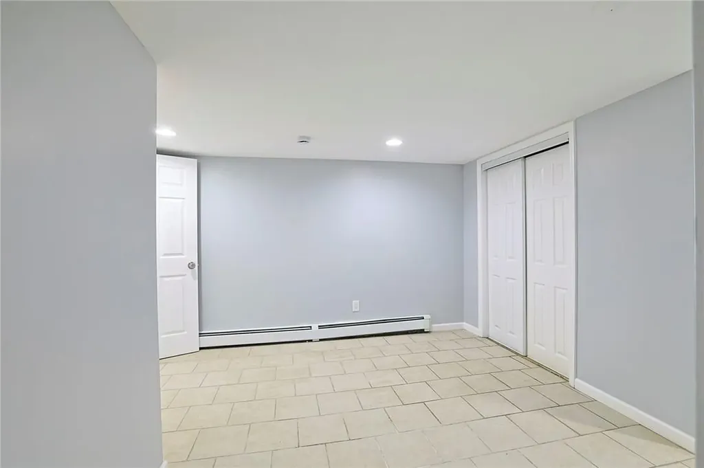 23 Hillside Avenue New Windsor NY 12553