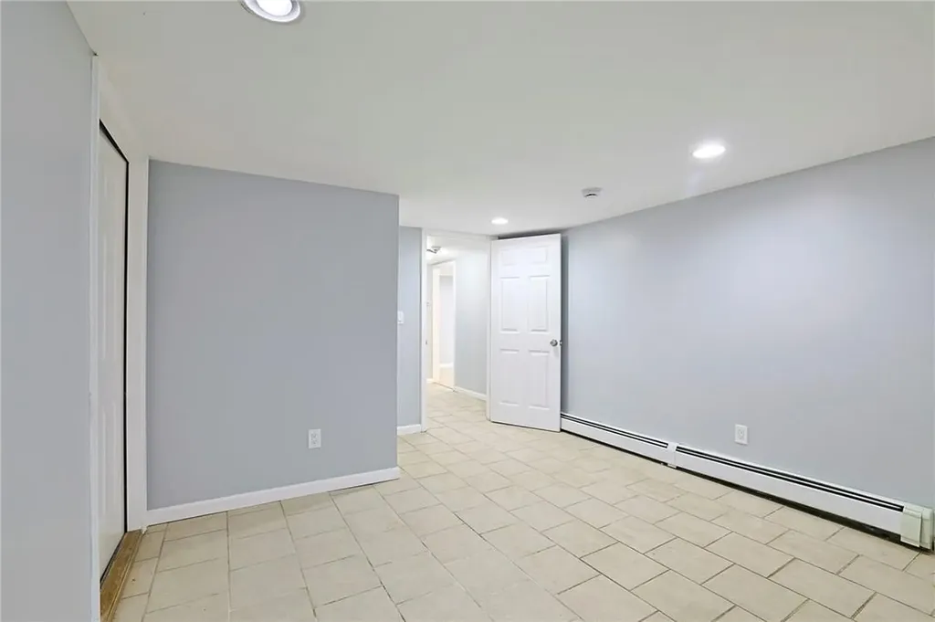 23 Hillside Avenue New Windsor NY 12553