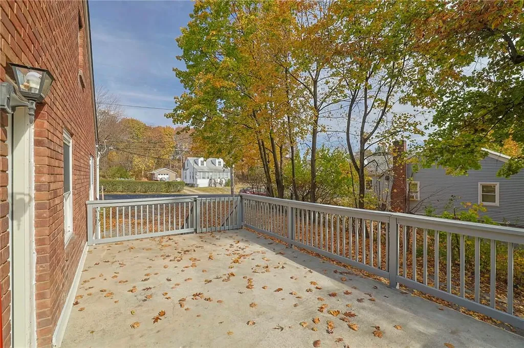 23 Hillside Avenue New Windsor NY 12553
