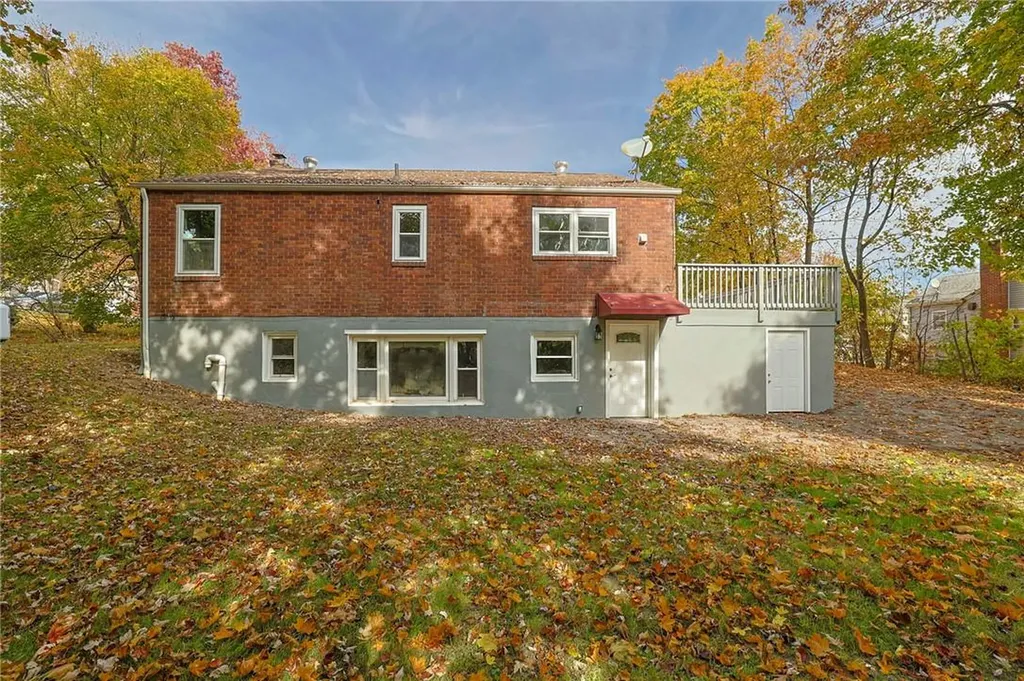 23 Hillside Avenue New Windsor NY 12553