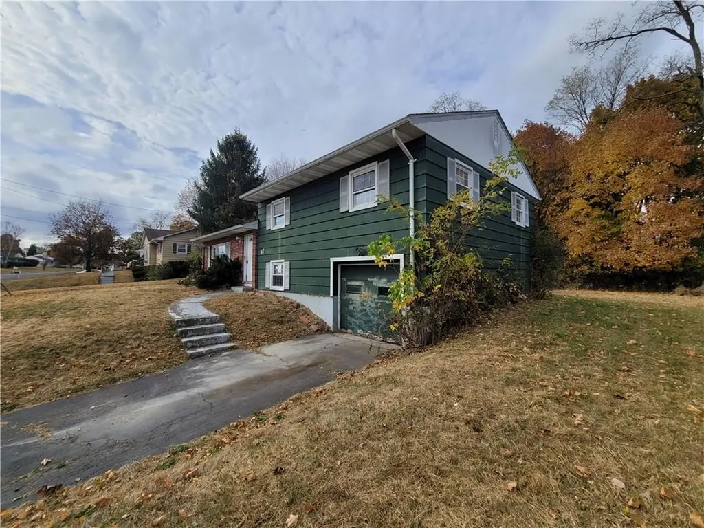 67 Harth Drive New Windsor NY 12553