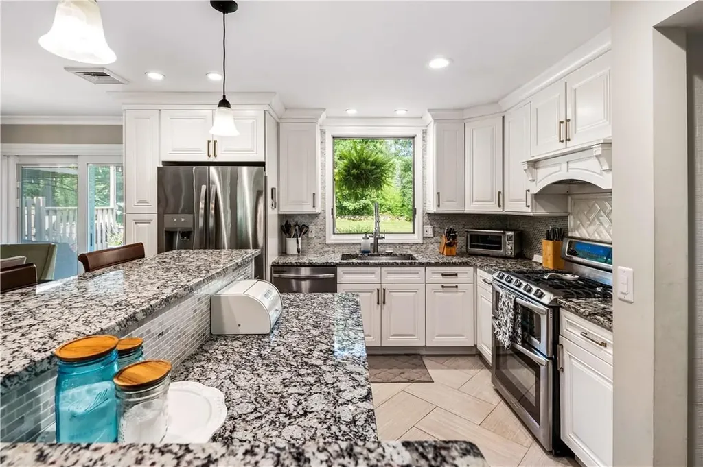 8 Somerset Drive Somers NY 10589