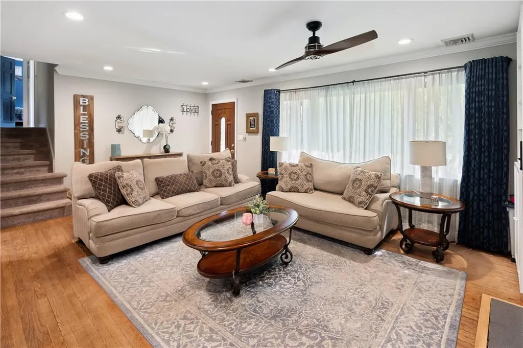 8 Somerset Drive Somers NY 10589