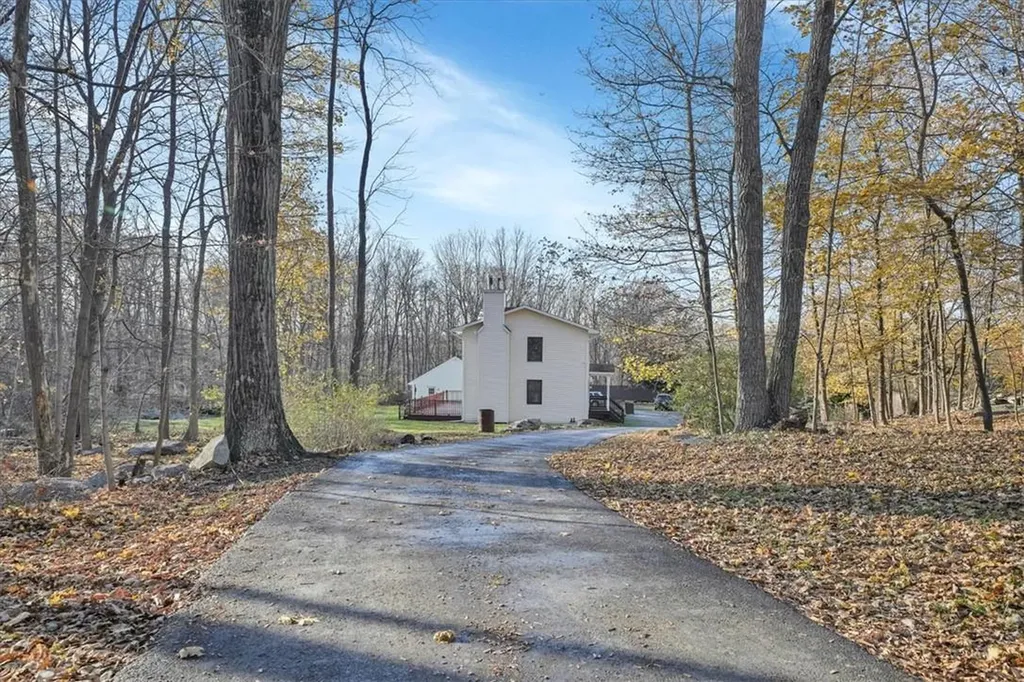 12 Rocky Monroe NY 10950