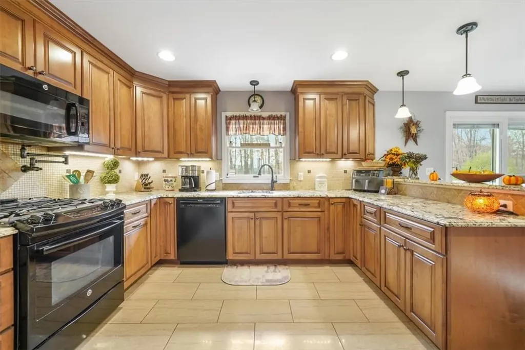18 Kool Lane Montgomery NY 12549