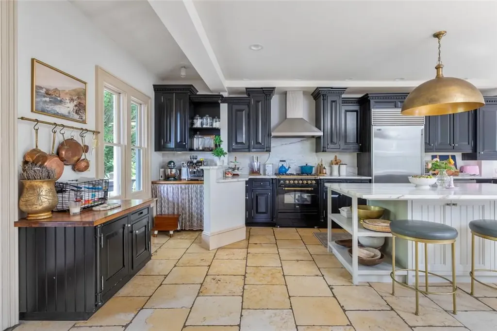 214 Fox Lane Northport NY 11768