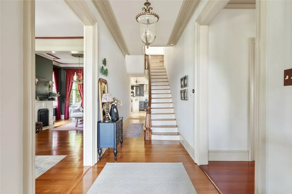 214 Fox Lane Northport NY 11768