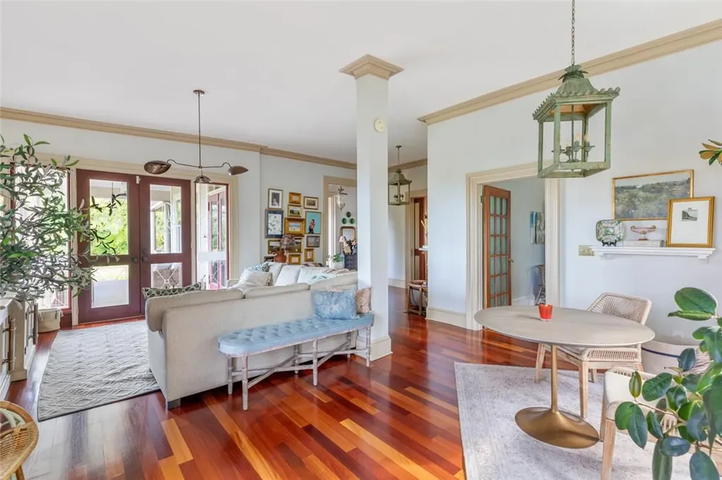 214 Fox Lane Northport NY 11768